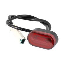 Luz Traseira RMS 33x18x14mm, com cabo e conector para scooters elétricos