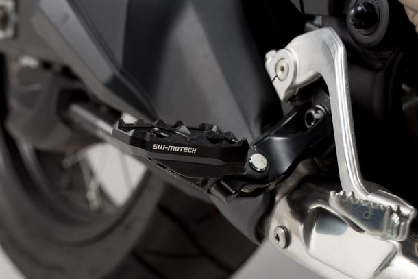 Extensión de reposapiés SW-MOTECH negro para Honda CRF 1000L/Adv Sports, CRF1100L AS